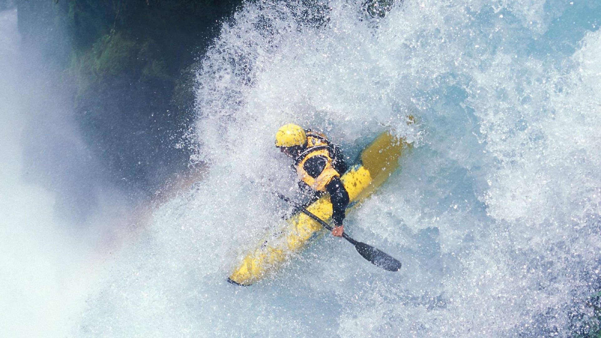 《王者荣耀》跨界联盟赛,冠军队伍引领新格局!,mac×王者荣耀跨界营销分析